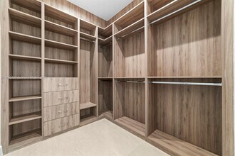 1812 Miami Rd in Fort Lauderdale, FL - Building Photo - Building Photo