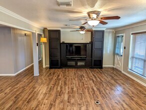 219 Cheyenne Cir in Scott, LA - Building Photo - Building Photo