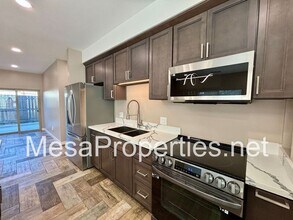 8147 Grove Ave in Rancho Cucamonga, CA - Building Photo - Building Photo