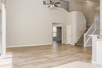 192 Braemar Ave in Venice, FL - Foto de edificio - Building Photo