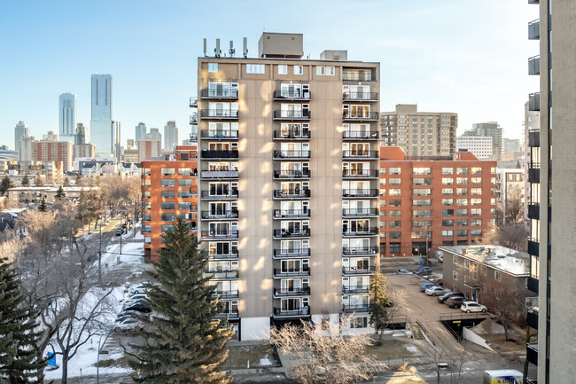 Prominence Place in Edmonton, AB - Building Photo - Building Photo