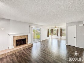 1435 Robin Ln in El Cajon, CA - Building Photo