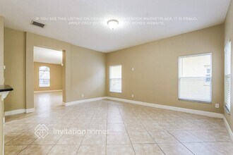 10636 Willow Ridge Loop, Unit 5 in Orlando, FL - Foto de edificio - Building Photo