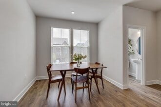 141 Capital Ct in Largo, MD - Building Photo - Building Photo