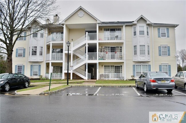property at 300 Wimbeldon Ct