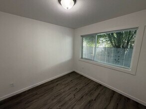 2603 SW Pickford St in Corvallis, OR - Building Photo - Building Photo