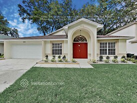 1341 Gangplank Dr in Valrico, FL - Building Photo