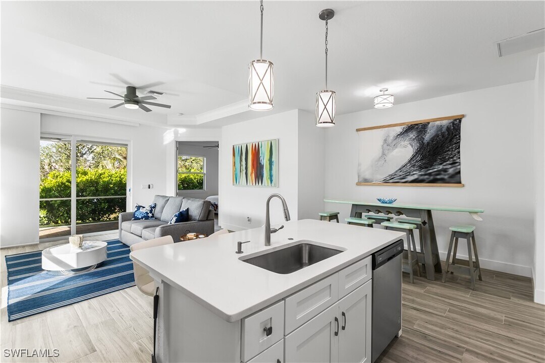 13460 Causeway Palms Cove in Ft. Myers, FL - Building Photo