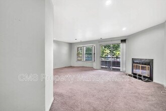 302 Trinity Ct in Princeton, NJ - Building Photo - Building Photo