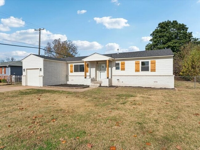 411 W 46th St in Sand Springs, OK - Building Photo - Building Photo