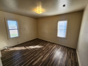 311 E Simplot Blvd in Caldwell, ID - Building Photo - Building Photo