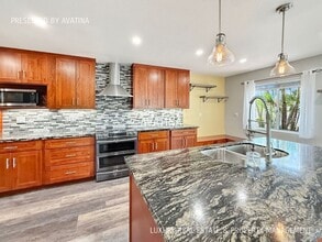 94-1050-1050 Kanawao St in Waipahu, HI - Building Photo - Building Photo