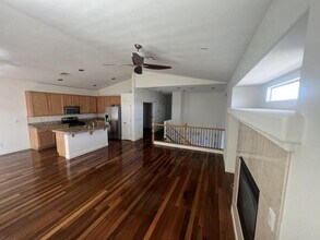 5037 Piney Summit Ave in Las Vegas, NV - Building Photo - Building Photo