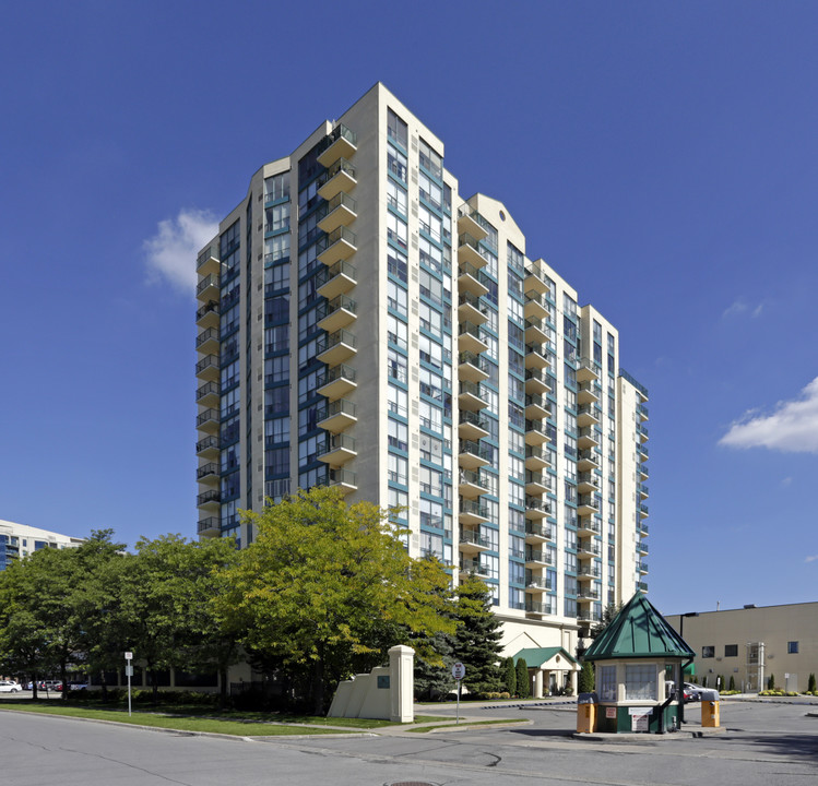 Marina Bay in Barrie, ON - Building Photo