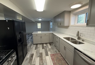 6711 Park Hall Dr in Laurel, MD - Building Photo - Building Photo