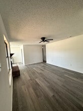 302 E 18th St in Wolfforth, TX - Building Photo - Building Photo