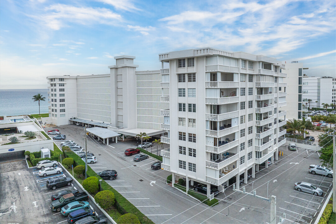 Tuscany of Palm Beach in Palm Beach, FL - Building Photo