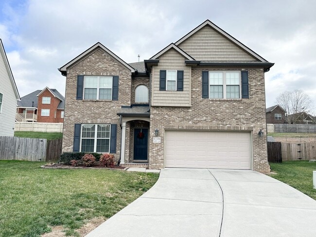 1170 Looking Glass Ln