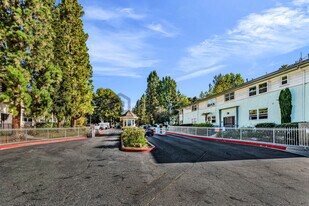 5835 Bowcroft St, Unit 2 in Los Angeles, CA - Building Photo