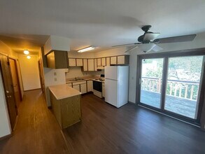 1155 W 11th Ave, Unit 1155 W 11th Avenue in Oshkosh, WI - Building Photo - Building Photo