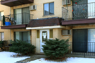 439 Park St in Bensenville, IL - Building Photo - Building Photo