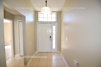 4635 Sanibel Way in Bradenton, FL - Foto de edificio - Building Photo