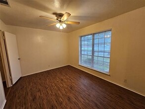 2100 Redwood Pl in Denton, TX - Building Photo - Building Photo