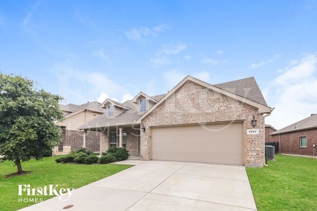 1217 Lake Worth Trl in Little Elm, TX - Building Photo - Building Photo