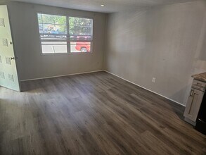 612 Dogwood Ct in Dunedin, FL - Building Photo - Building Photo