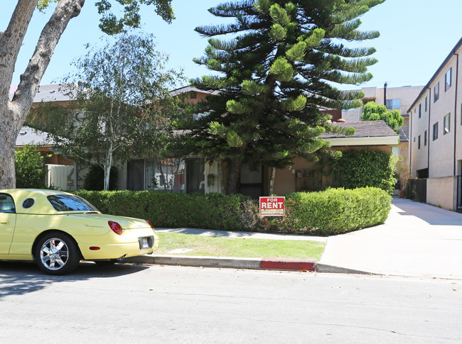 328 N Kenwood St in Glendale, CA - Building Photo - Building Photo