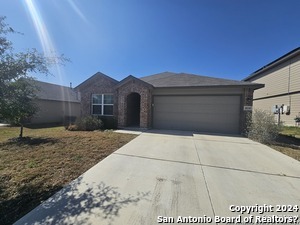 8110 Chestnut Blue in Converse, TX - Building Photo