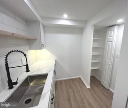 7720 Tremayne Pl in McLean, VA - Building Photo - Building Photo