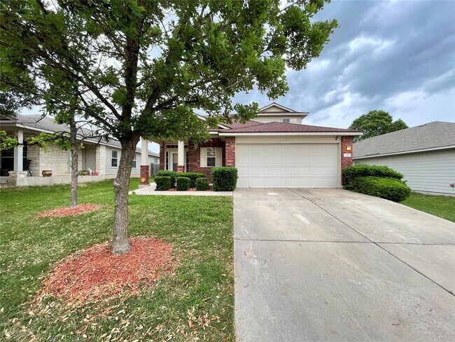320 Baldwin St in Hutto, TX - Building Photo - Building Photo