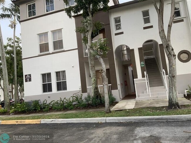 property at 4301 SW 160th Ave