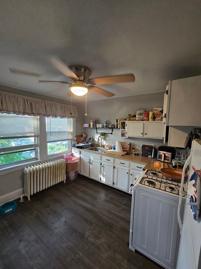 1562 Woodland Ave, Unit 3 in Folcroft, PA - Building Photo - Building Photo