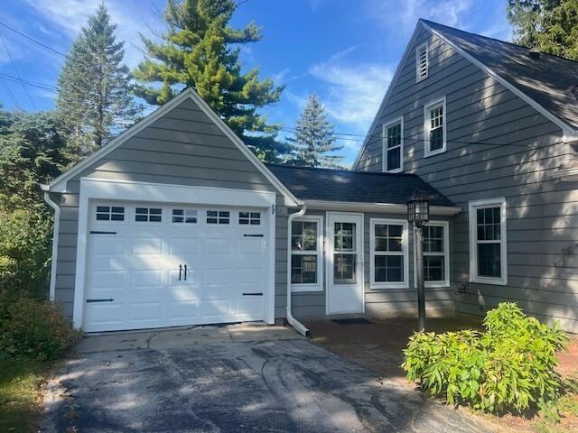 645 Hi View Ct in Elm Grove, WI - Building Photo - Building Photo