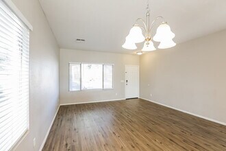 6906 S 50th Glen in Phoenix, AZ - Building Photo - Building Photo