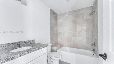 13370 SW 251st Terrace in Princeton, FL - Building Photo - Building Photo