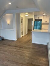 101 Florida St, Unit 2nd Floor in Long Beach, NY - Foto de edificio - Building Photo