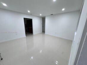 5480 NW 4th Ave in Miami, FL - Building Photo - Building Photo