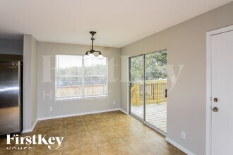 4623 Adkins Trail, Unit A9-3307 in San Antonio, TX - Foto de edificio - Building Photo