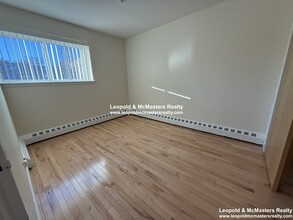 73 Parkman St, Unit 3B in Brookline, MA - Building Photo - Building Photo