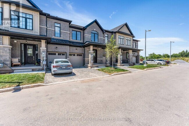 7453 Baycrest Cmn in Niagara Falls, ON - Building Photo - Building Photo