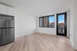 400 E 56th St in New York, NY - Building Photo