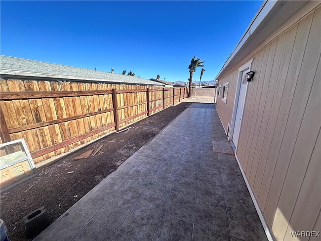 1460 Park Ln in Bullhead City, AZ - Building Photo - Building Photo