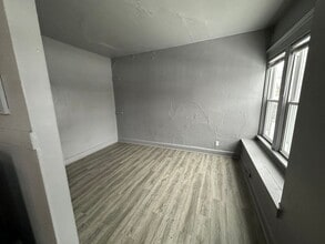 2876 N 26th St in Milwaukee, WI - Building Photo - Building Photo