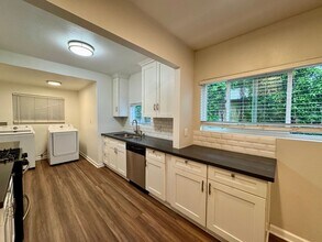 15105 Nurmi St in Los Angeles, CA - Building Photo - Building Photo