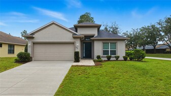 2383 N Brentwood Cir in Lecanto, FL - Building Photo