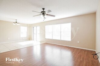 4420 Starlight Pointe Dr in Mulberry, FL - Building Photo - Building Photo