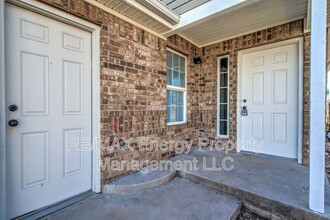 1322 Commerce Dr in Norman, OK - Building Photo - Building Photo